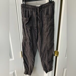 Nicole Miller Joggers. Grey Size Small